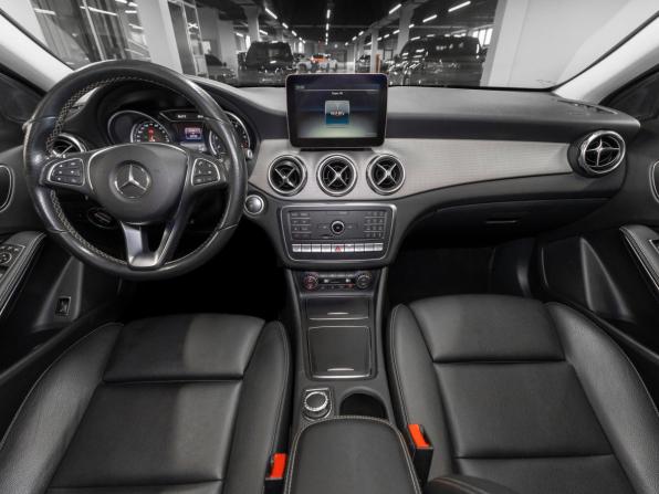 Mercedes-Benz GLA I (X156) Рестайлинг с пробегом 2017 года, цена 2 550 000 рублей, 90705 км, внедорожник, Автокод Объявления