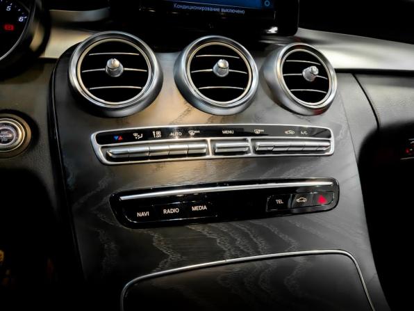 Mercedes-Benz C-Класс IV (W205) Рестайлинг с пробегом 2019 года, цена 2 690 000 рублей, 119971 км, седан, Автокод Объявления