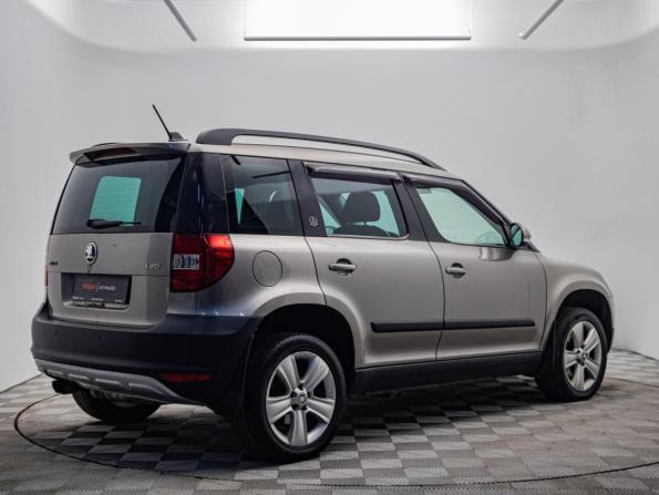 Skoda Yeti I с пробегом 2012 года, цена 720 000 рублей, 235846 км, внедорожник, Автокод Объявления