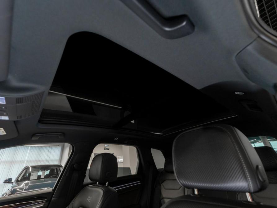 Volkswagen Touareg III Рестайлинг Москва  - изображение 13