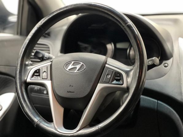 Hyundai Solaris I с пробегом 2013 года, цена 820 000 рублей, 224000 км, седан, Автокод Объявления