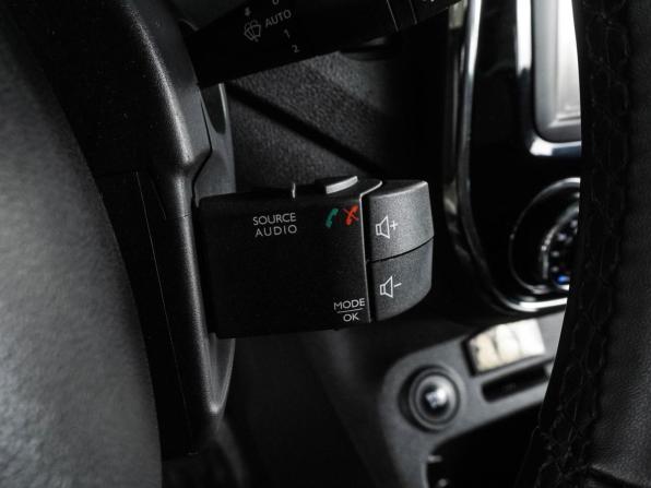 Renault Kaptur I с пробегом 2018 года, цена 1 399 000 рублей, 91621 км, внедорожник, Автокод Объявления