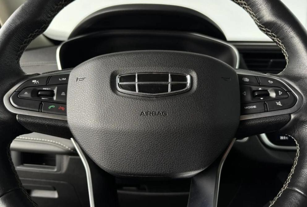 Geely Atlas Pro Киров  - изображение 28