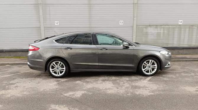 Ford Mondeo V с пробегом 2018 года, цена 1 399 000 рублей, 149990 км, хэтчбек, Автокод Объявления