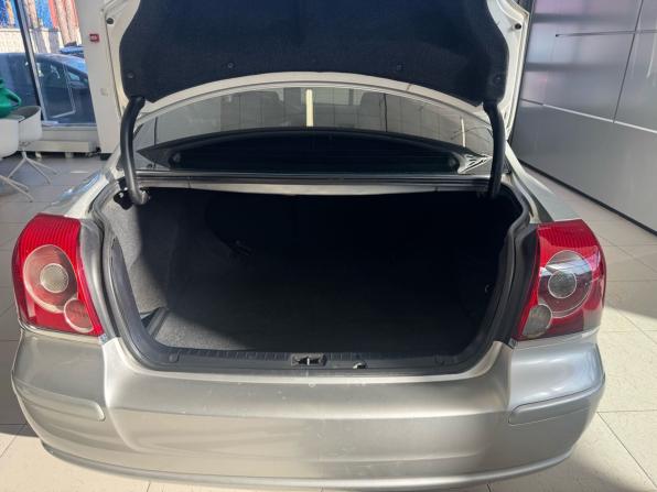 Toyota Avensis II Рестайлинг с пробегом 2007 года, цена 679 000 рублей, 300000 км, седан, Автокод Объявления
