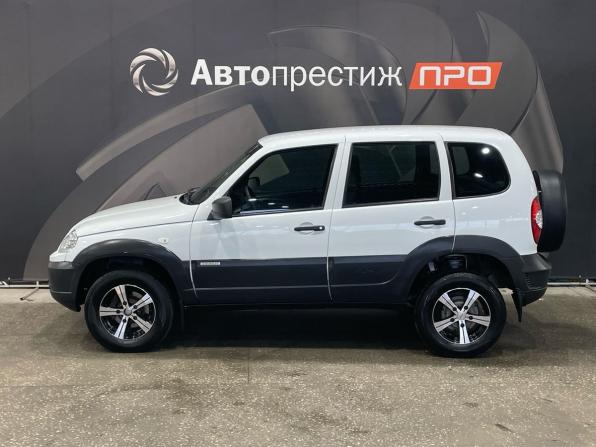 Chevrolet Niva I Рестайлинг с пробегом 2018 года, цена 699 000 рублей, 144623 км, внедорожник, Автокод Объявления