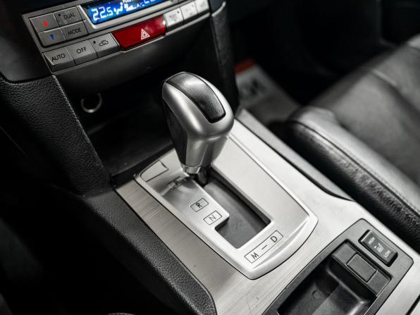 Subaru Outback IV с пробегом 2010 года, цена 1 420 000 рублей, 294701 км, универсал, Автокод Объявления
