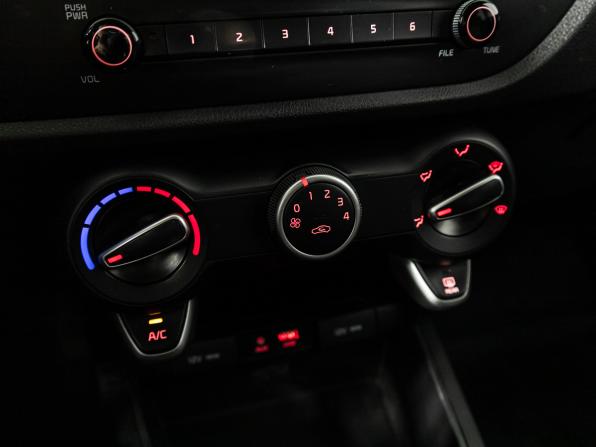 Kia Rio IV с пробегом 2019 года, цена 1 367 970 рублей, 154860 км, хэтчбек, Автокод Объявления