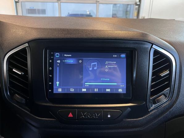 Lada (ВАЗ) XRAY I с пробегом 2018 года, цена 695 000 рублей, 102889 км, хэтчбек, Автокод Объявления