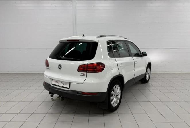 Volkswagen Tiguan I Рестайлинг с пробегом 2016 года, цена 1 780 000 рублей, 102446 км, внедорожник, Автокод Объявления