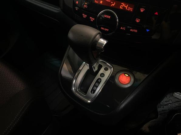 Nissan Serena IV (C26) с пробегом 2012 года, цена 1 295 000 рублей, 252329 км, минивэн, Автокод Объявления