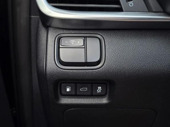 Kia Optima IV Рестайлинг с пробегом 2018 года, цена 1 670 000 рублей, 161048 км, седан, Автокод Объявления