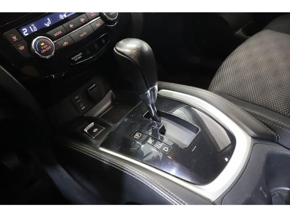 Nissan Qashqai II с пробегом 2015 года, цена 1 420 000 рублей, 194247 км, внедорожник, Автокод Объявления