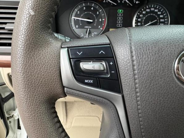 Toyota Land Cruiser 200 Series Рестайлинг 2 с пробегом 2020 года, цена 7 690 000 рублей, 79155 км, внедорожник, Автокод Объявления