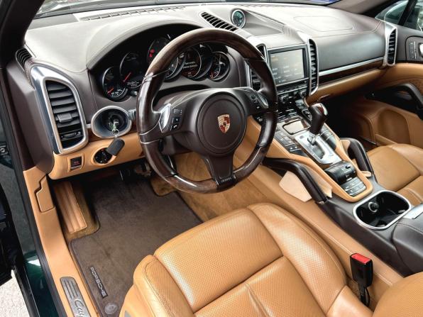 Porsche Cayenne II (958) с пробегом 2012 года, цена 1 499 000 рублей, 254846 км, внедорожник, Автокод Объявления