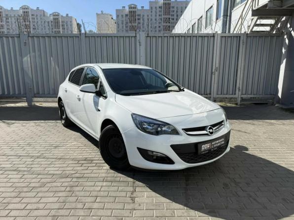 Opel Astra J Рестайлинг с пробегом 2014 года, цена 775 000 рублей, 109113 км, хэтчбек, Автокод Объявления