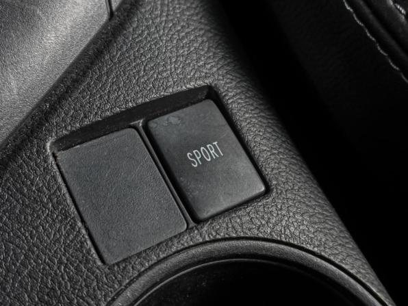 Toyota Corolla XI (E160 E170 E180) с пробегом 2014 года, цена 1 349 000 рублей, 188861 км, седан, Автокод Объявления