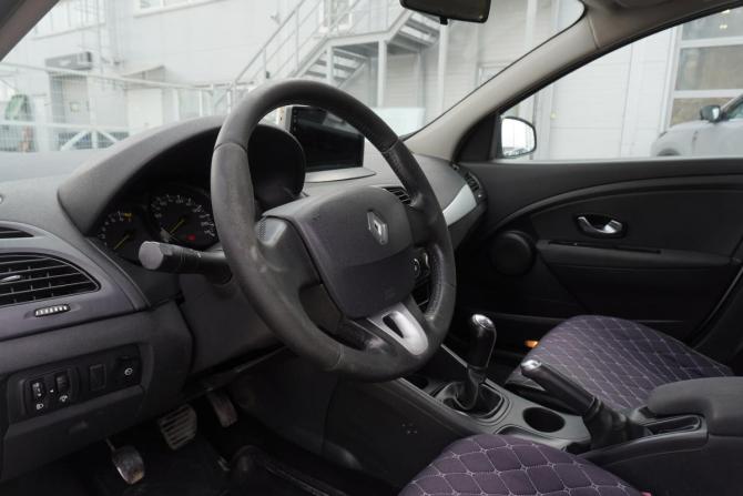 Renault Fluence I с пробегом 2012 года, цена 549 000 рублей, 190000 км, седан, Автокод Объявления