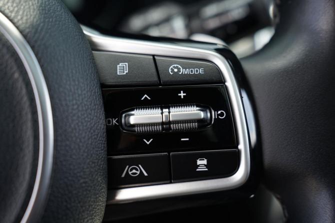 Kia Sorento IV с пробегом 2021 года, цена 4 300 000 рублей, 105000 км, внедорожник, Автокод Объявления