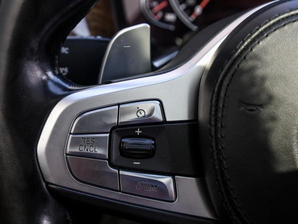 BMW 7 серии VI (G11/G12) с пробегом 2017 года, цена 3 750 000 рублей, 199800 км, седан, Автокод Объявления