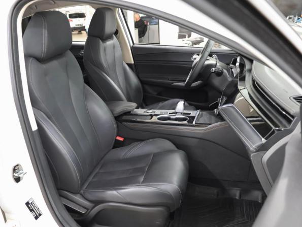Omoda S5 с пробегом 2023 года, цена 1 549 000 рублей, 51924 км, седан, Автокод Объявления