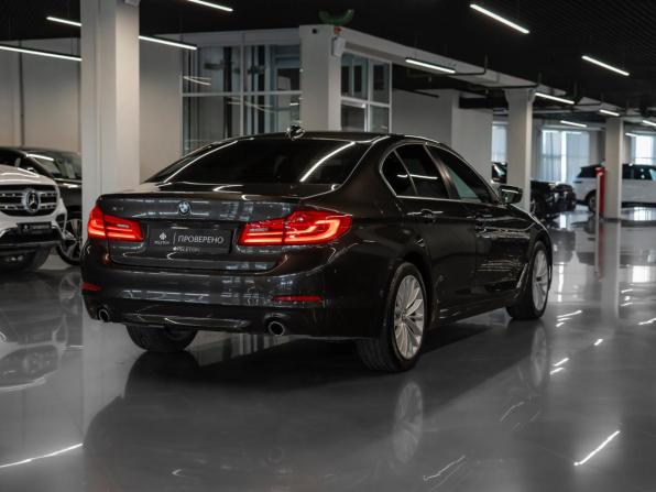 BMW 5 серии VII (G30/G31/G38) с пробегом 2018 года, цена 2 740 000 рублей, 159557 км, седан, Автокод Объявления