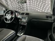 Volkswagen Polo V Рестайлинг Новосибирск  - изображение 46