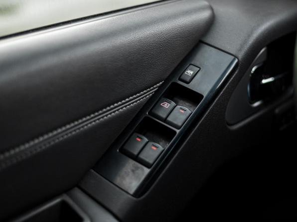 Nissan Pathfinder III Рестайлинг с пробегом 2010 года, цена 1 420 000 рублей, 196027 км, внедорожник, Автокод Объявления