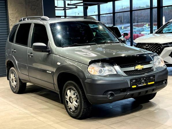 Chevrolet Niva I Рестайлинг с пробегом 2018 года, цена 650 000 рублей, 147700 км, внедорожник, Автокод Объявления