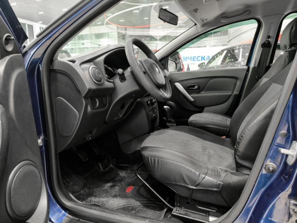 Renault Logan II с пробегом 2014 года, цена 650 000 рублей, 121952 км, седан, Автокод Объявления
