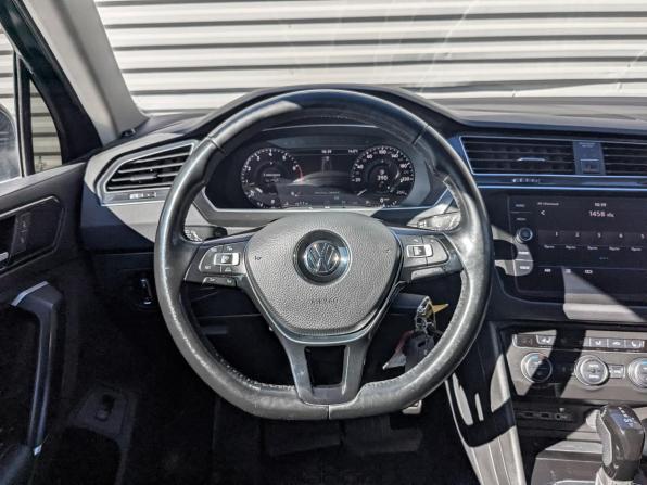 Volkswagen Tiguan II с пробегом 2018 года, цена 2 380 000 рублей, 105348 км, внедорожник, Автокод Объявления