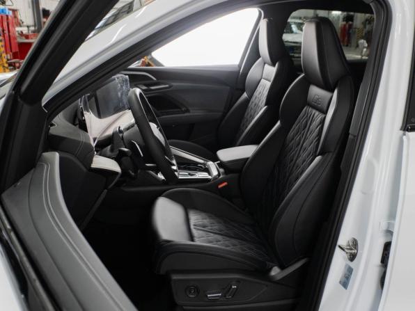 Audi Q5 III с пробегом 2026 года, цена 6 290 000 рублей, 63 км, внедорожник, Автокод Объявления