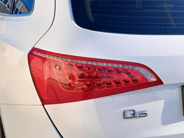 Audi Q5 I (8R) с пробегом 2011 года, цена 1 410 000 рублей, 199300 км, внедорожник, Автокод Объявления