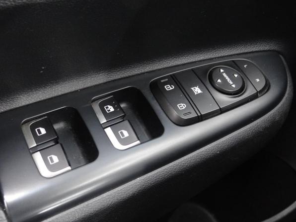 Kia Rio IV с пробегом 2019 года, цена 1 435 000 рублей, 85300 км, седан, Автокод Объявления