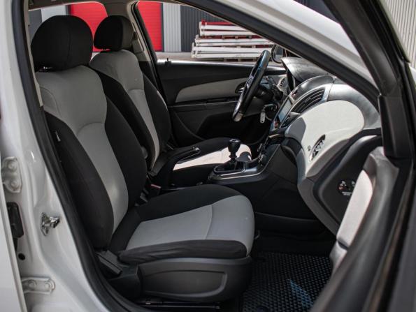 Chevrolet Cruze I Рестайлинг с пробегом 2014 года, цена 680 000 рублей, 171471 км, хэтчбек, Автокод Объявления