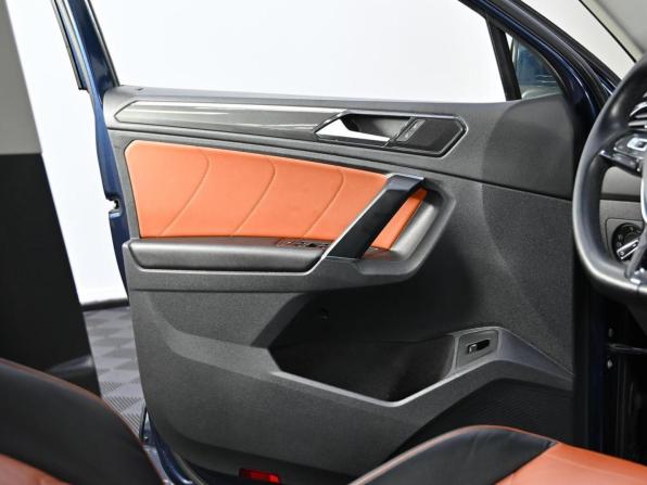 Volkswagen Tiguan II с пробегом 2018 года, цена 2 299 000 рублей, 99000 км, внедорожник, Автокод Объявления