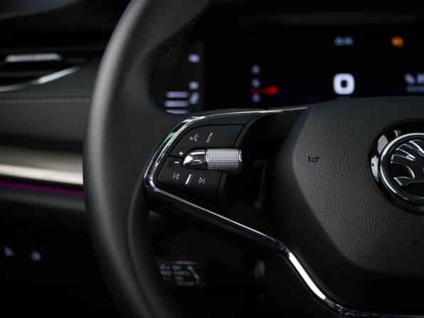 Skoda Octavia IV (A8) с пробегом 2025 года, цена 3 043 055 рублей, 12481 км, лифтбек, Автокод Объявления
