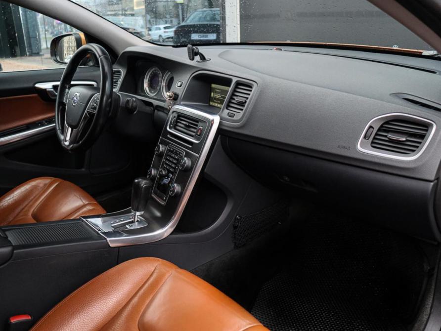 Volvo S60 II Москва  - изображение 7