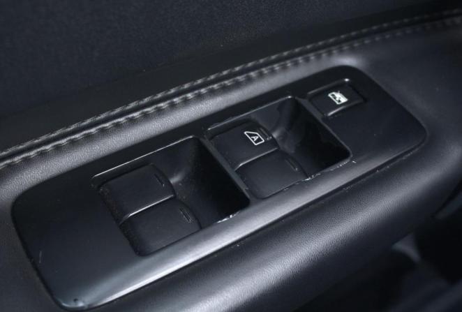 Nissan Qashqai I Рестайлинг с пробегом 2012 года, цена 1 360 000 рублей, 205451 км, внедорожник, Автокод Объявления