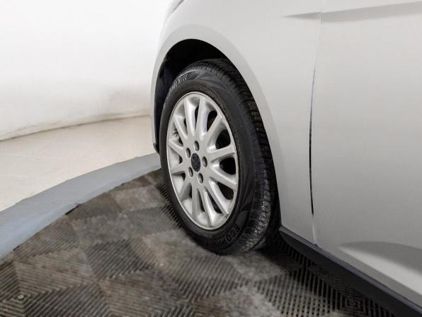 Ford Focus III с пробегом 2012 года, цена 599 900 рублей, 235000 км, хэтчбек, Автокод Объявления