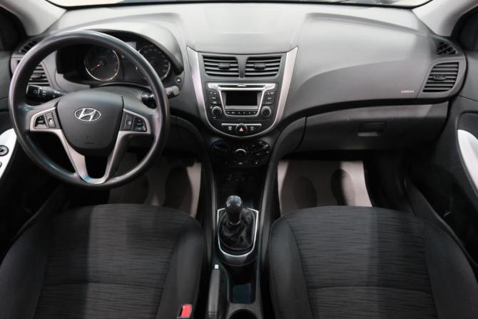 Hyundai Solaris I Рестайлинг с пробегом 2015 года, цена 1 019 000 рублей, 115000 км, хэтчбек, Автокод Объявления