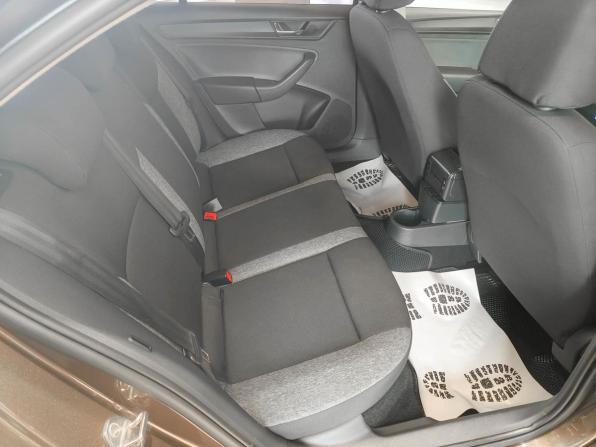 Skoda Rapid II с пробегом 2020 года, цена 1 359 000 рублей, 141041 км, лифтбек, Автокод Объявления