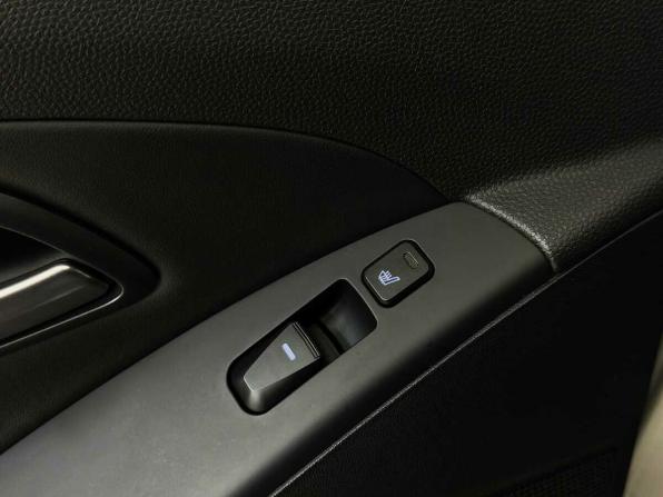 Hyundai ix35 I Рестайлинг с пробегом 2013 года, цена 1 315 000 рублей, 221028 км, внедорожник, Автокод Объявления