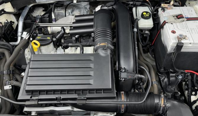 Skoda Karoq I с пробегом 2020 года, цена 1 209 000 рублей, 274977 км, внедорожник, Автокод Объявления