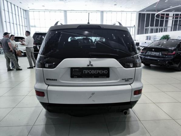 Mitsubishi Outlander II Рестайлинг с пробегом 2011 года, цена 920 000 рублей, 247186 км, внедорожник, Автокод Объявления