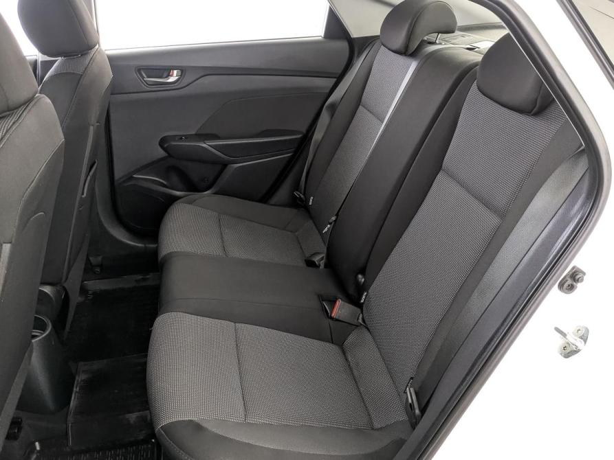 Hyundai Solaris II Москва  - изображение 18