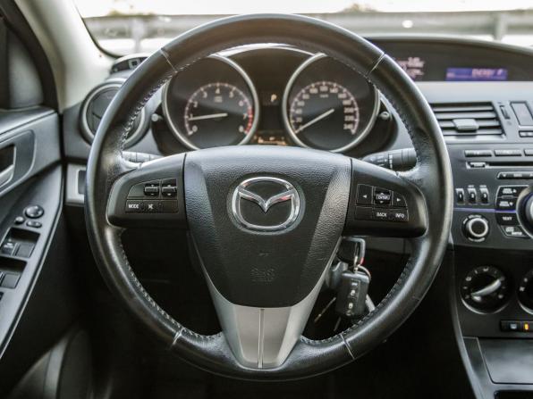 Mazda 3 II (BL) Рестайлинг с пробегом 2012 года, цена 998 000 рублей, 171111 км, седан, Автокод Объявления
