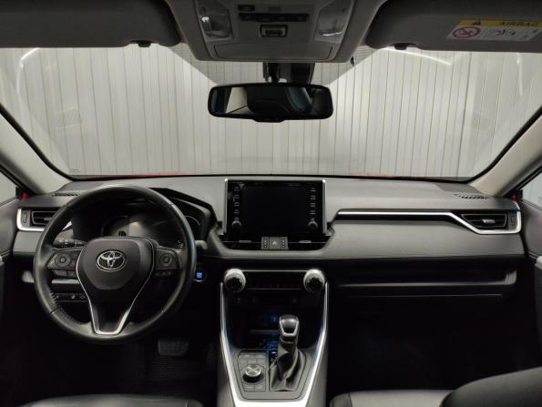Toyota RAV4 V (XA50) с пробегом 2021 года, цена 3 463 000 рублей, 36932 км, внедорожник, Автокод Объявления