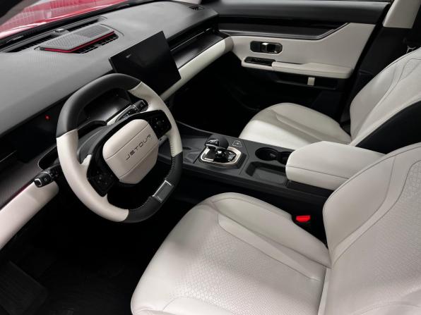 JETOUR DASHING I с пробегом 2023 года, цена 1 990 000 рублей, 10885 км, внедорожник, Автокод Объявления