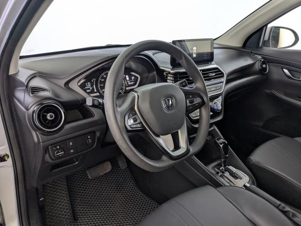 Changan Alsvin с пробегом 2023 года, цена 1 090 000 рублей, 58497 км, седан, Автокод Объявления